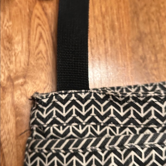 Kavu Black and White Patterned Belt Bag - Picture 5 of 14
